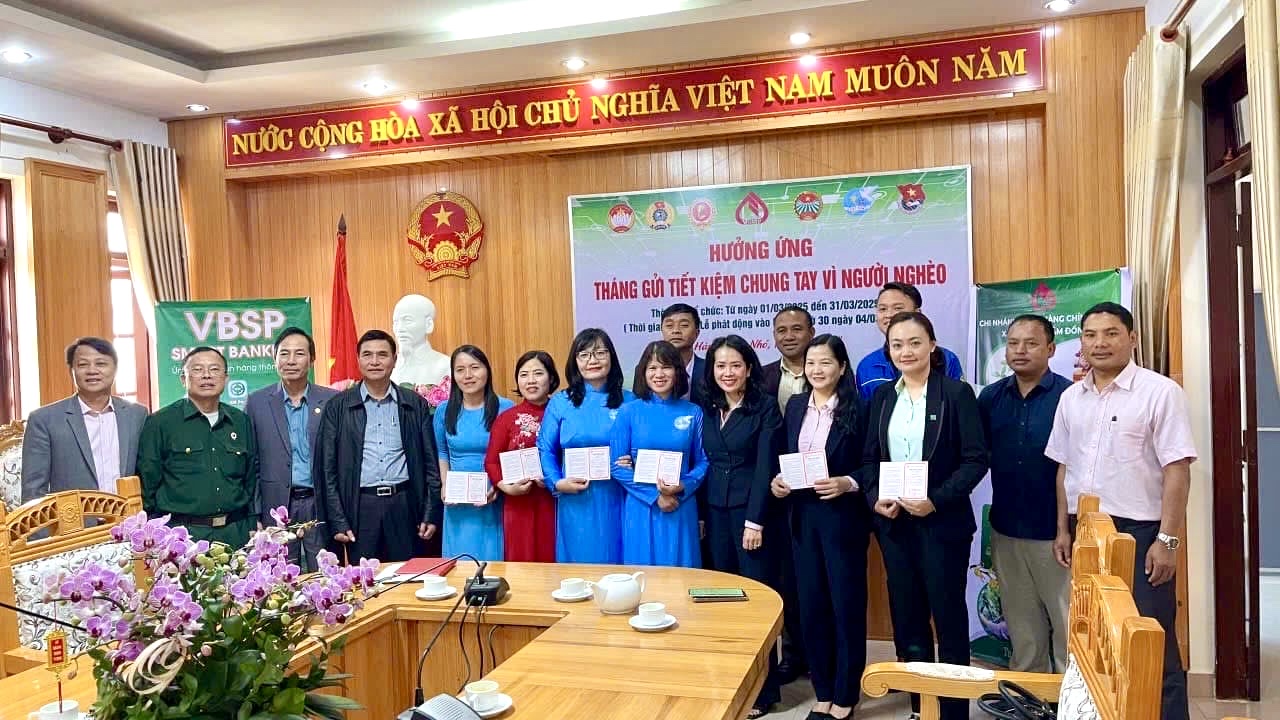 Lạc Dương: Phấn đấu huy động 5 tỷ đồng trong Tháng gửi tiết kiệm vì người nghèo