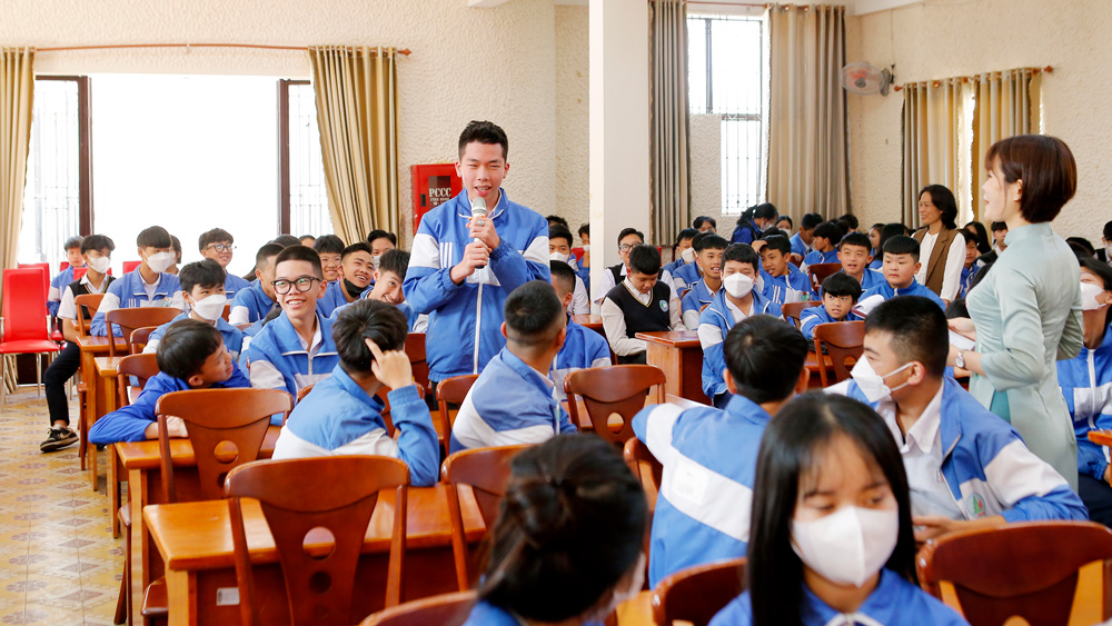 Tuyên truyền pháp luật, phòng chống ma túy trong học đường