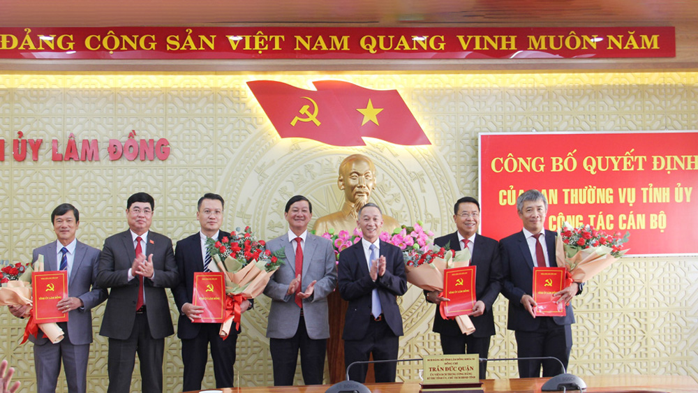 Công bố quyết định của Ban Thường vụ Tỉnh ủy về công tác cán bộ