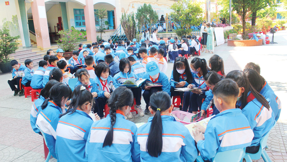 Sách mở ra những chân trời mới