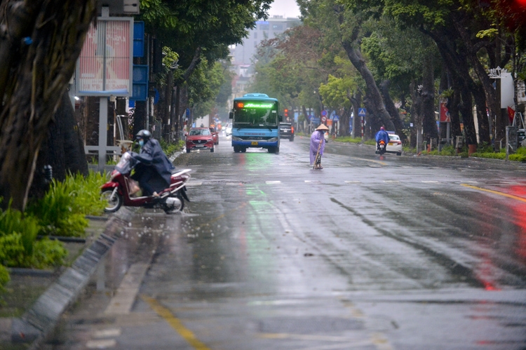 Thời tiết ngày 7/4: Không khí lạnh gây mưa dông tại Bắc Bộ, trời mát