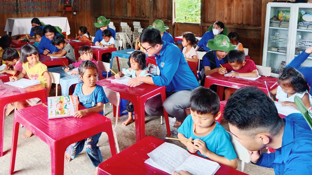 Nâng cao chất lượng thủ lĩnh Đoàn cơ sở