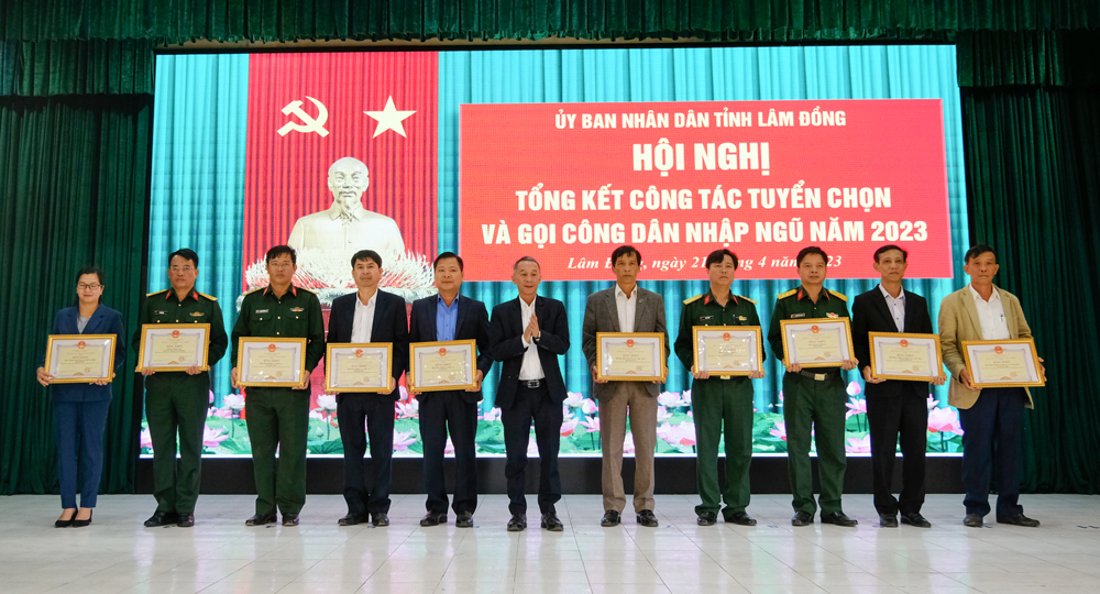 Tổng kết công tác tuyển chọn và gọi công dân nhập ngũ năm 2023