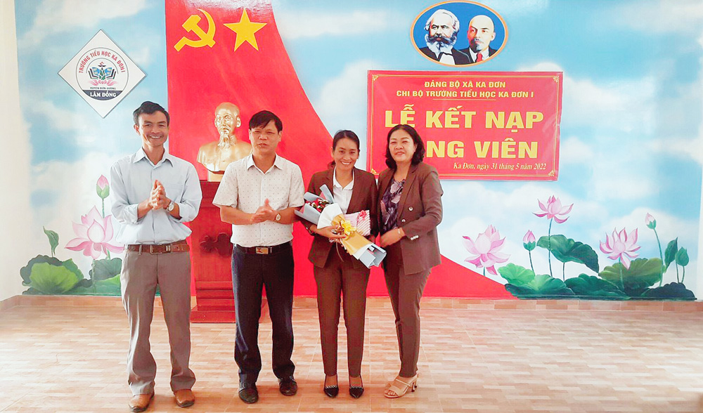 Tăng cường xây dựng, chỉnh đốn Đảng ở Ka Đơn
