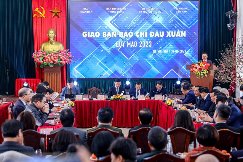 Điểm mới trong quy định về trách nhiệm, quyền hạn và việc bổ nhiệm, miễn nhiệm, khen thưởng, kỷ luật lãnh đạo cơ quan báo chí, xuất bản