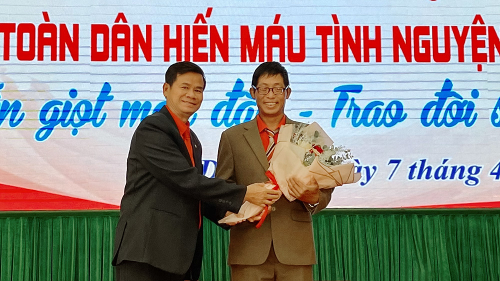 Kỳ tích 77 lần hiến máu cứu người và hơn thế nữa