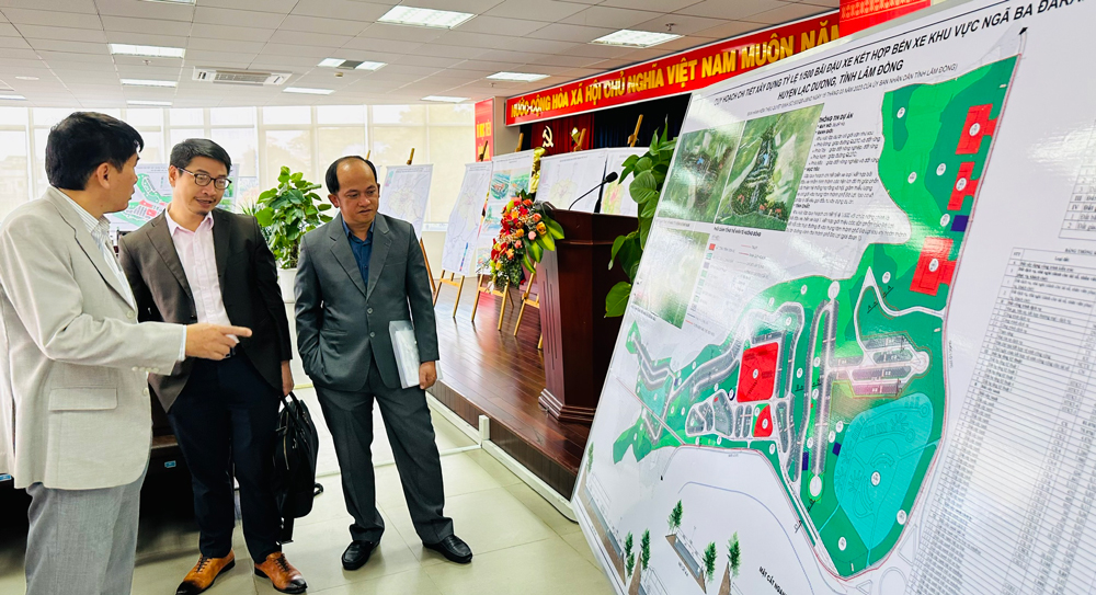 Công bố đề án chống ùn tắc giao thông và quy hoạch bãi đậu xe