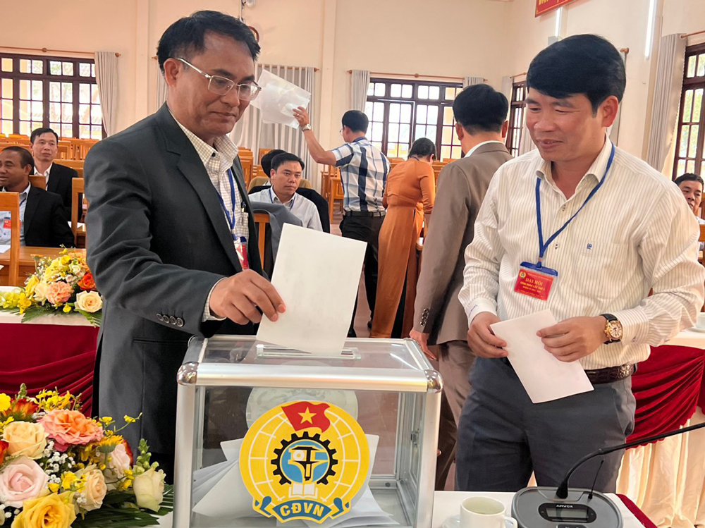 Lạc Dương: 100% Công đoàn cơ sở hoàn thành tổ chức đại hội nhiệm kỳ 2023 – 2028