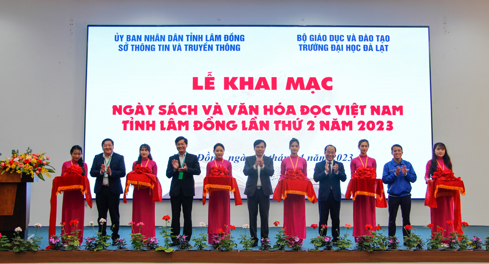 Lan tỏa văn hóa đọc sách trong học sinh, sinh viên