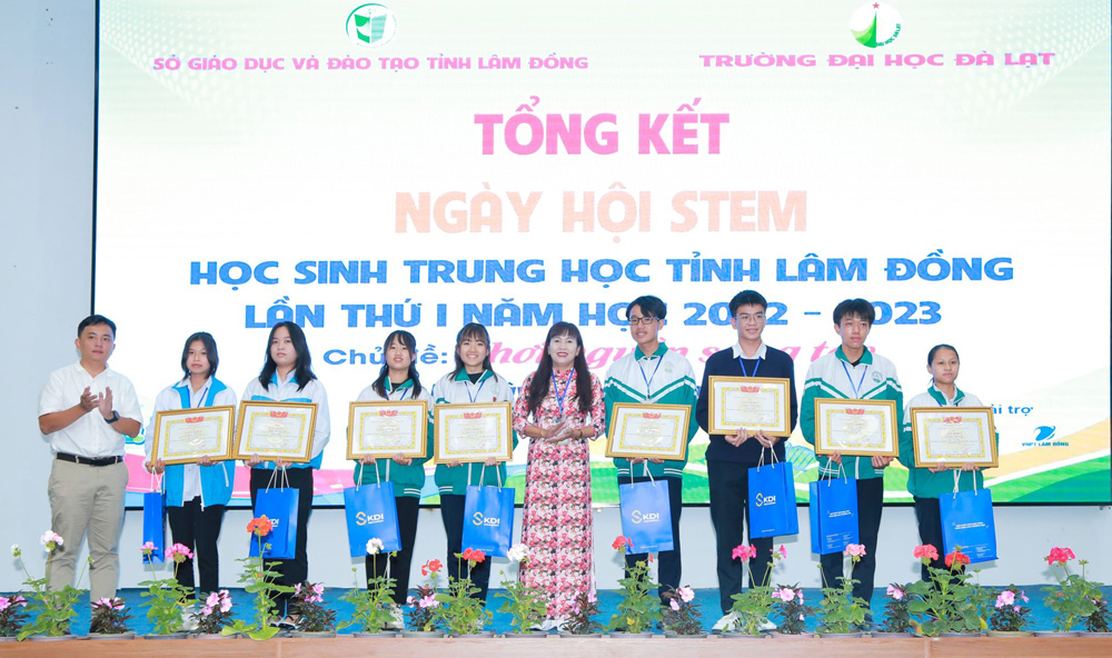 Giáo dục STEM - chìa khóa cho cánh cửa hội nhập