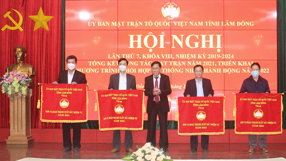 Đam Rông: Học tập và làm theo Bác từ những việc cụ thể