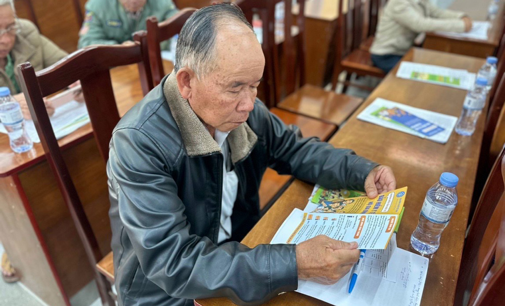 BẢO HIỂM XÃ HỘI LÂM ĐỒNG - ĐỒNG HÀNH CÙNG NGƯỜI DÂN: Người lao động mất nhiều quyền lợi khi nhận BHXH một lần