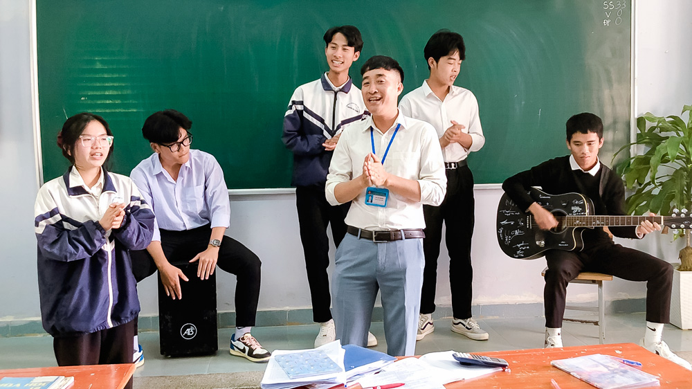 Chuyện thầy và trò lớp 12A1