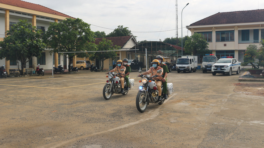 Đạ Tẻh: Tạm dừng hoạt động khai thác khoáng sản và vận chuyển vật liệu xây dựng trong dịp lễ
