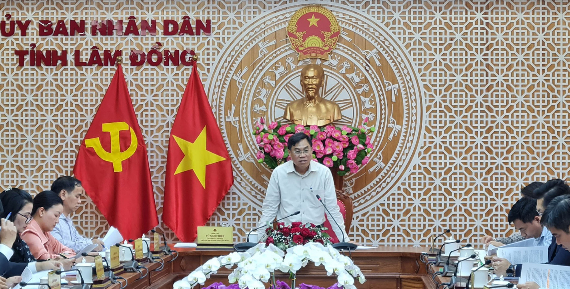Phó Chủ tịch UBND tỉnh Võ Ngọc Hiệp chủ trì phiên họp đánh giá hoạt động tín dụng chính sách quý I