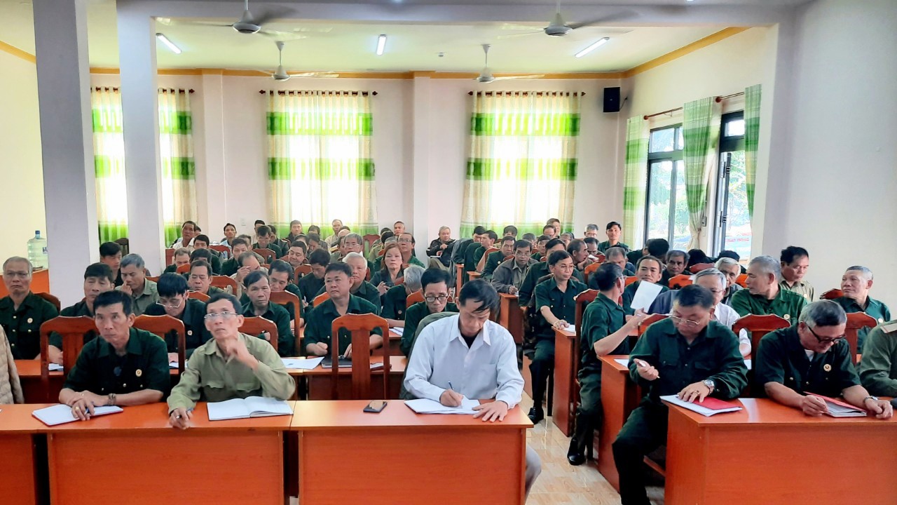 Trang bị kiến thức bảo vệ môi trường cho hơn 200 cựu chiến binh