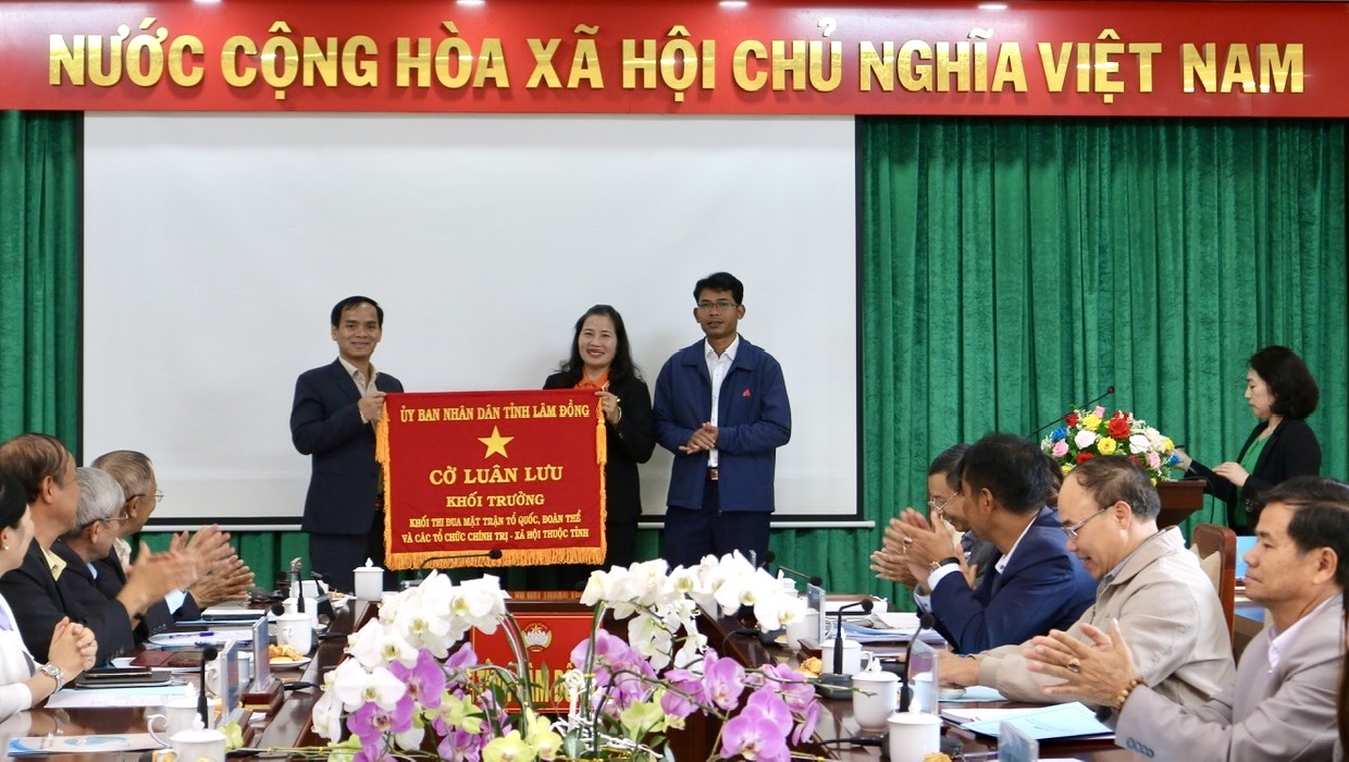 Thi đua đổi mới nội dung, phương thức hoạt động, nâng cao chất lượng, hiệu quả công tác MTTQ và các đoàn thể tỉnh