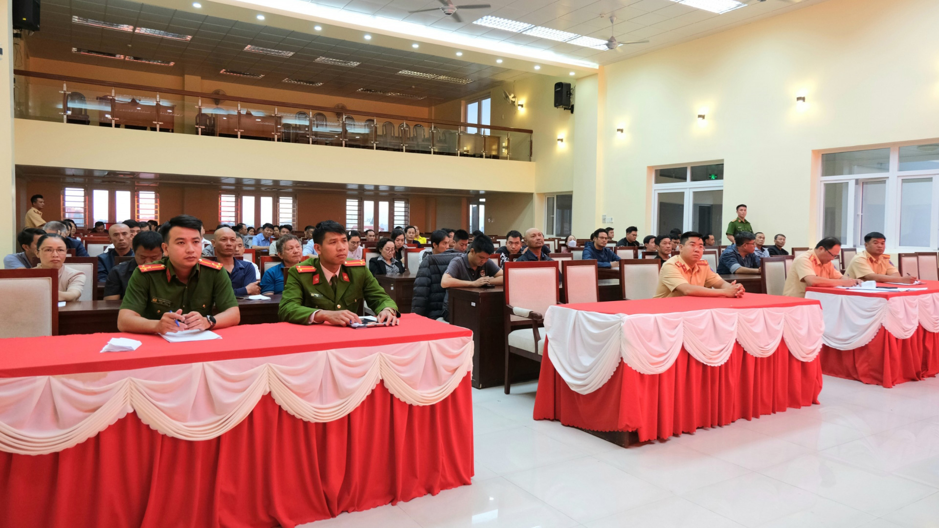 Đà Lạt: Tuyên truyền, phổ biến các quy định pháp luật trong lĩnh vực kinh doanh vận tải hàng hóa, hành khách
