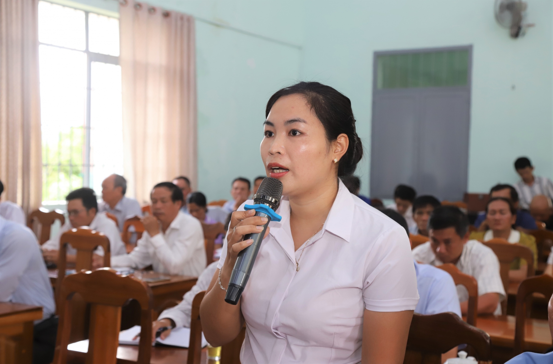 Cử tri đề nghị xem xét thành lập Trung tâm Kiểm định chất lượng sản phẩm sầu riêng tại Đạ Huoai
