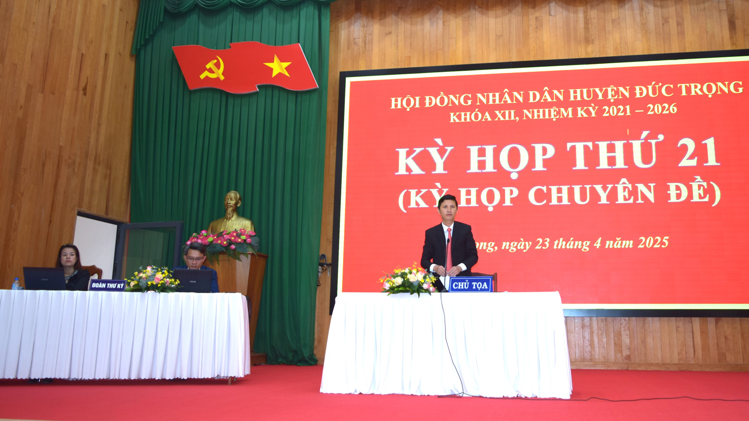 HĐND huyện Đức Trọng khóa XII tổ chức Kỳ họp chuyên đề