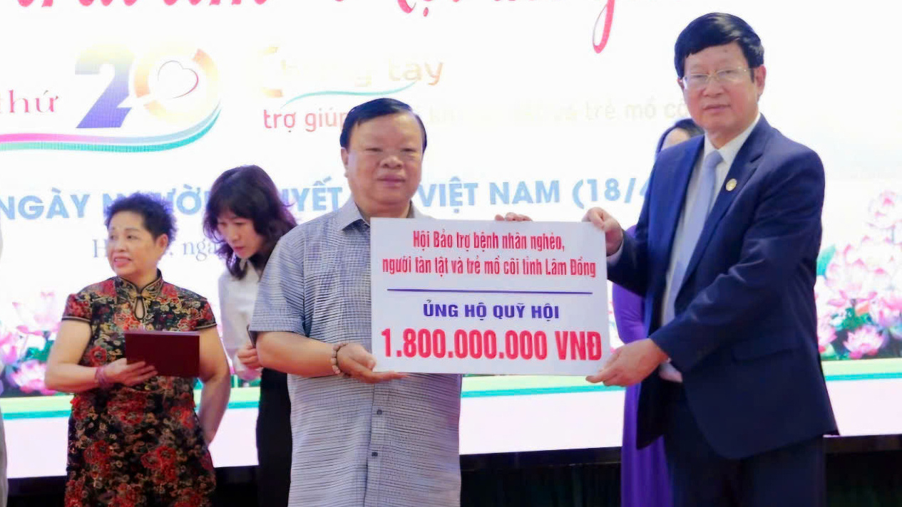 Kỷ niệm 27 năm Ngày Người khuyết tật Việt Nam (18/4/1998 - 18/4/2025): Ông Nguyễn Văn Lực được vinh danh Nhà bảo trợ tiêu biểu toàn quốc