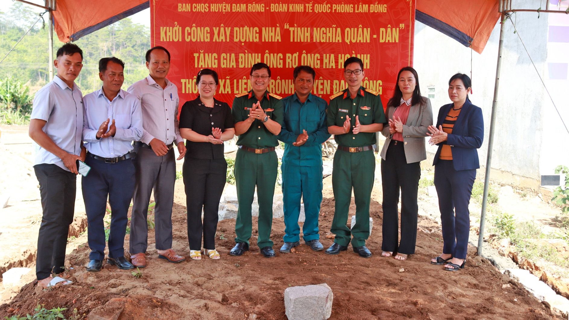 Đam Rông: Khởi công xây dựng nhà Tình nghĩa Quân - Dân