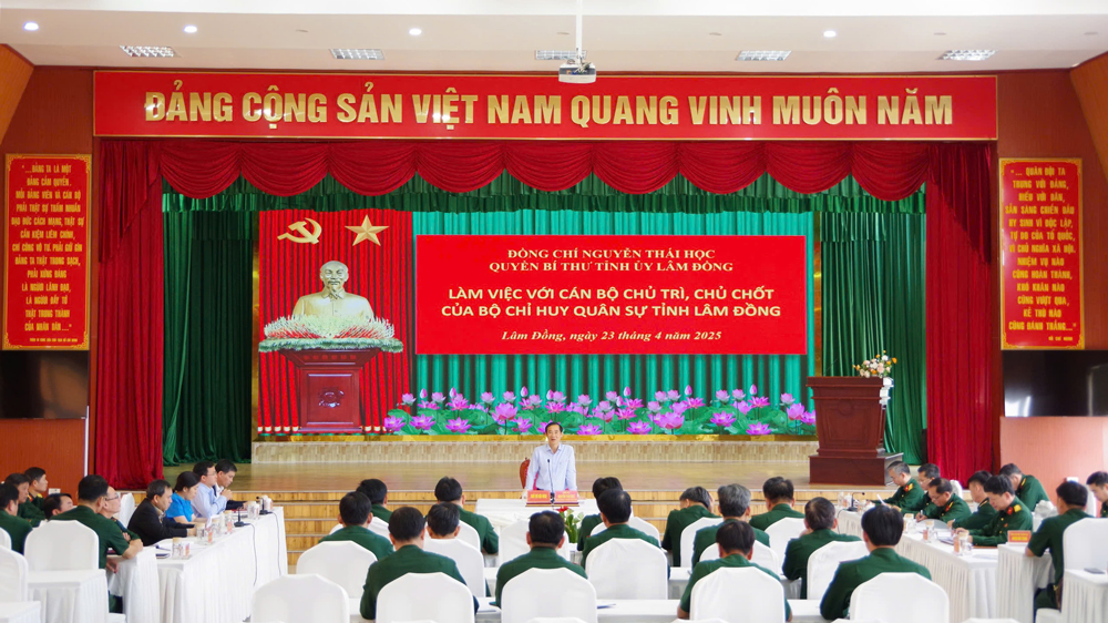 Bảo đảm tuyệt đối an ninh, an toàn các hoạt động Lễ kỷ niệm 50 năm Ngày Giải phóng miền Nam, thống nhất đất nước