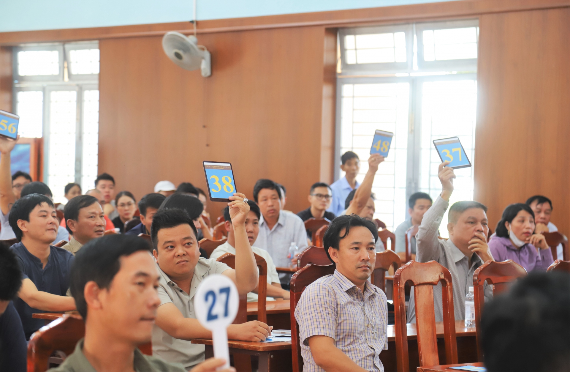 Bảo Lộc: Đấu giá 20 lô đất công, tăng hơn 19 tỷ đồng so với giá khởi điểm
