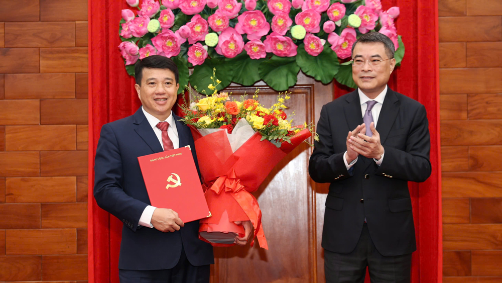 Bộ Chính trị phân công đồng chí Y Thanh Hà Niê Kđăm giữ chức vụ Bí thư Tỉnh ủy Lâm Đồng