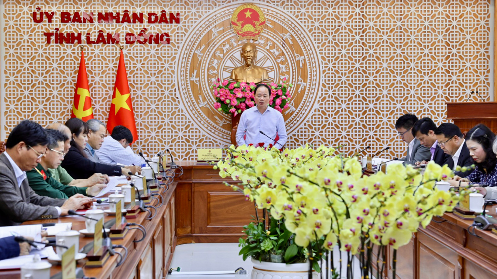 Chủ tịch UBND tỉnh Lâm Đồng Trần Hồng Thái chủ trì Hội nghị đánh giá tình hình kinh tế - xã hội Quý I/2025