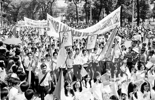 Đại thắng mùa Xuân năm 1975 - Chiến thắng của “ý Đảng lòng dân”