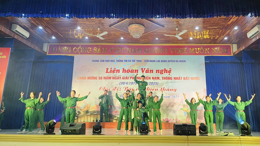 Đạ Huoai: Liên hoan Văn nghệ chào mừng 50 năm Ngày Giải phóng miền Nam, thống nhất đất nước