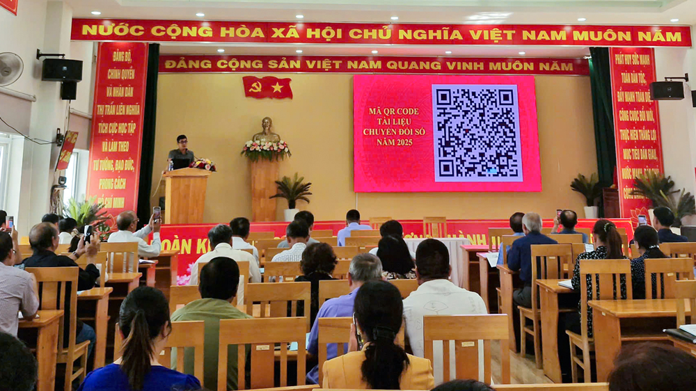 Đức Trọng: Bồi dưỡng kỹ năng số cho hơn 1.000 thành viên Tổ Công nghệ số cộng đồng