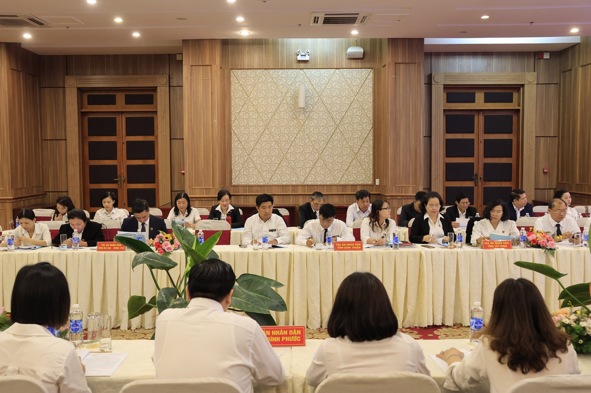 Cụm thi đua số VIII Tòa án Nhân dân đẩy mạnh công tác xét xử, phấn đấu đạt và vượt mức các chỉ tiêu