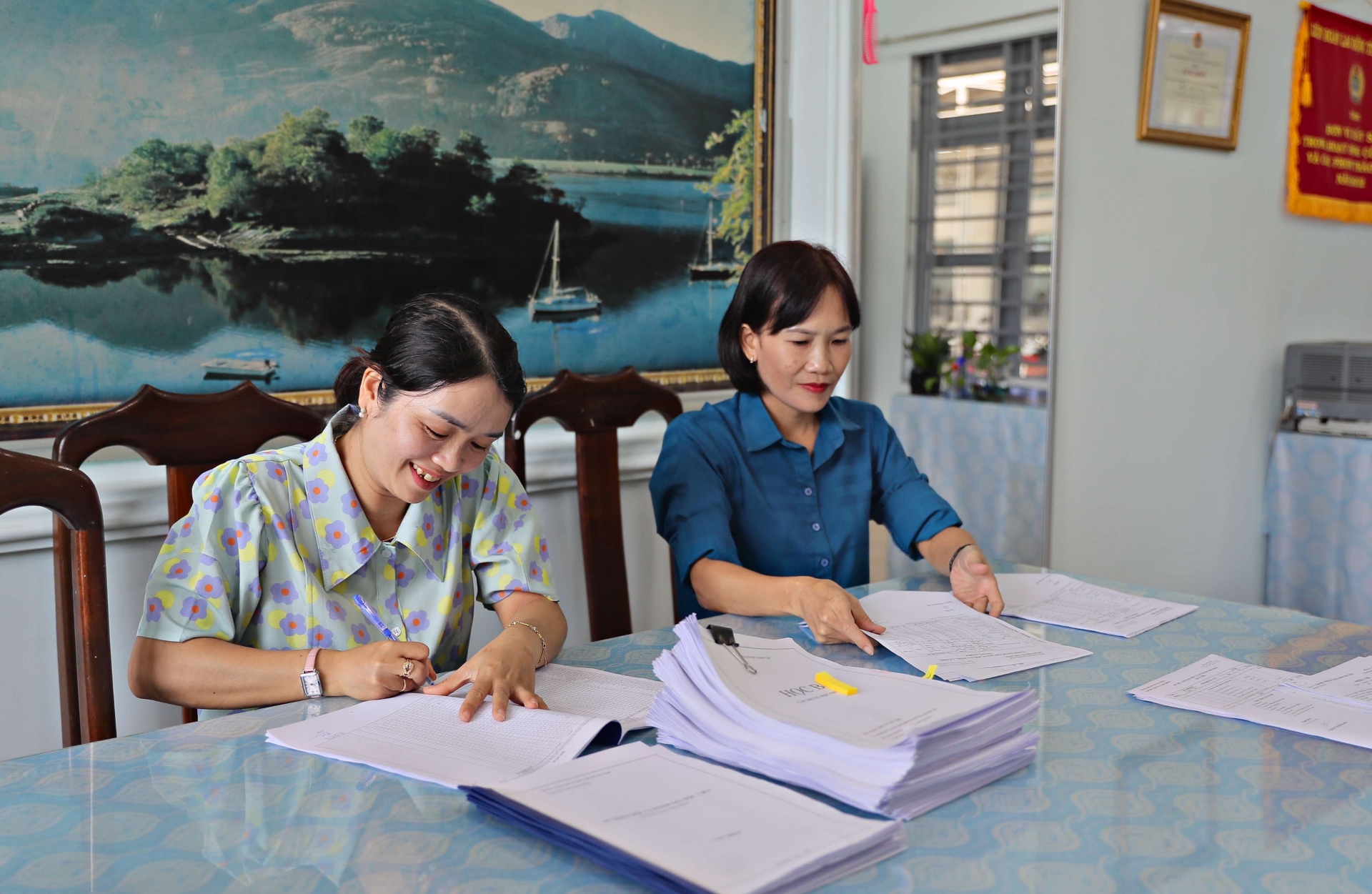 100% công chức cấp huyện chuyển về xã sau sáp nhập