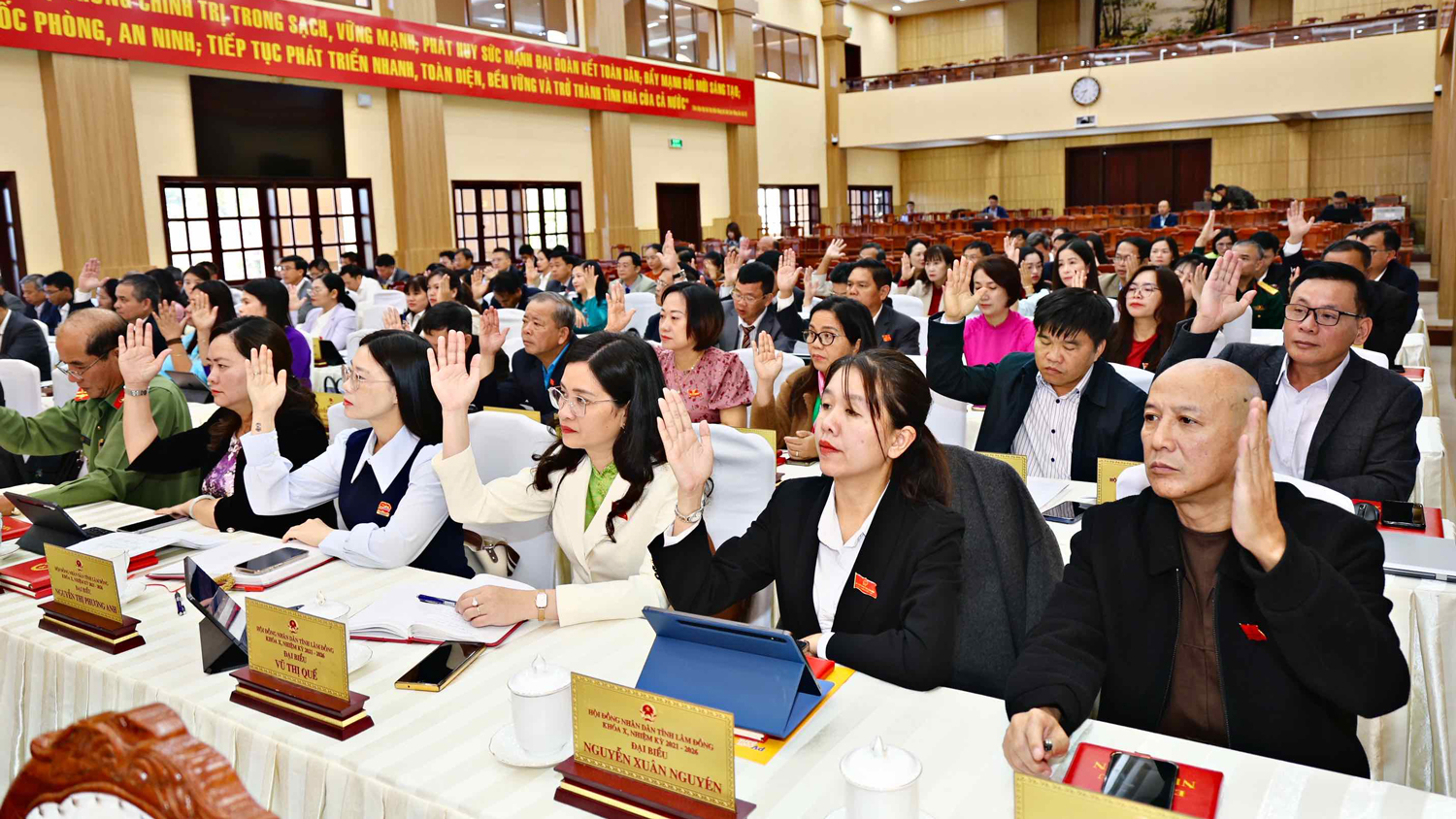 HĐND tỉnh Lâm Đồng thông qua Đề án sắp xếp các tỉnh Lâm Đồng - Bình Thuận - Đắk Nông và 15 nghị quyết quan trọng khác