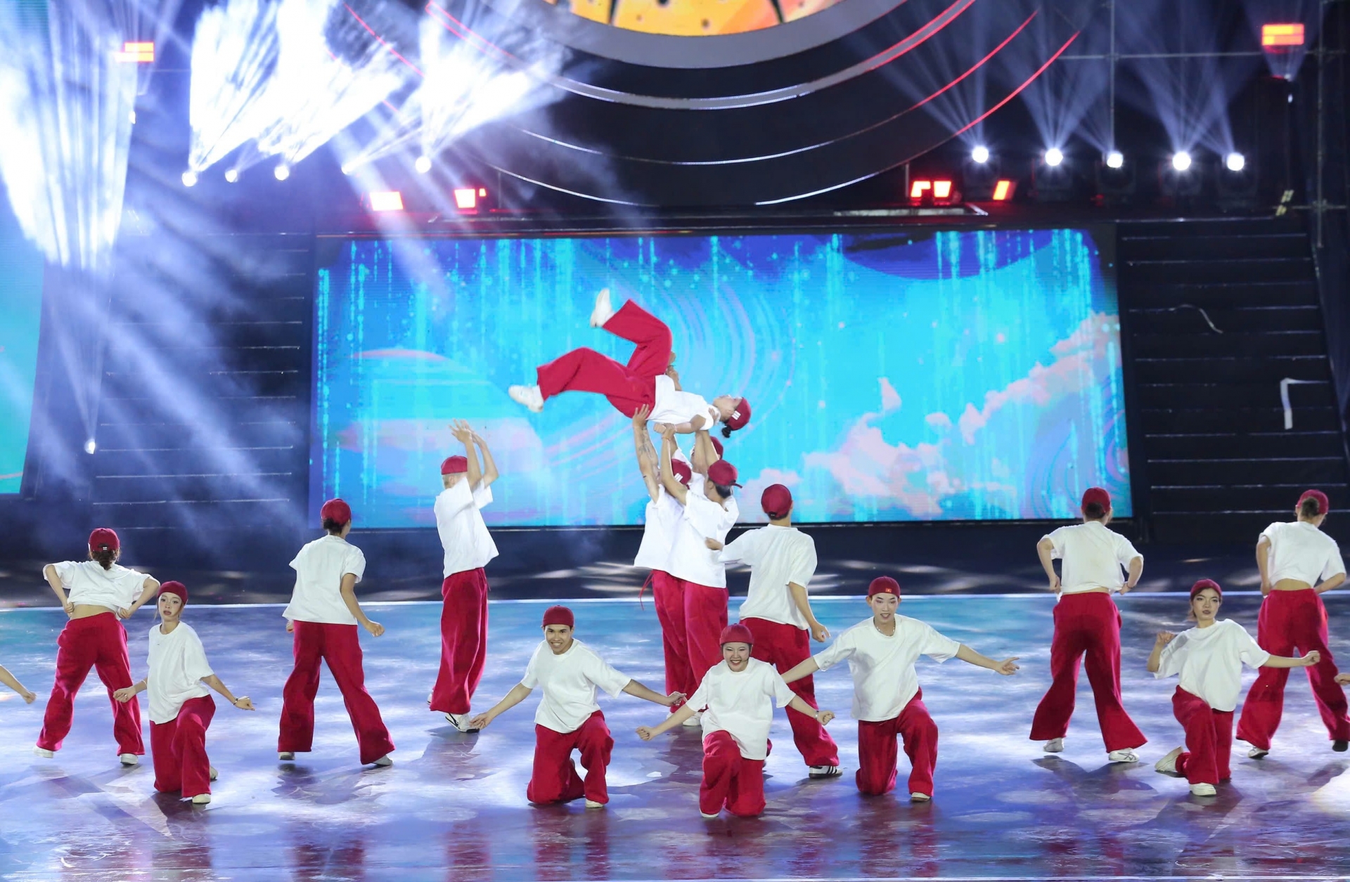 22 nhóm nhảy tranh tài tại Vòng Chung kết Bảng Phong trào mở rộng Dalat Best Dance Crew 2025
