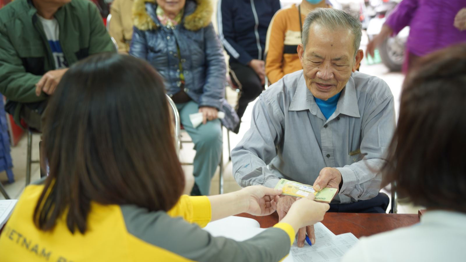 Thay đổi lịch chi trả lương hưu tháng 5/2025 sớm ngay cuối tháng 4