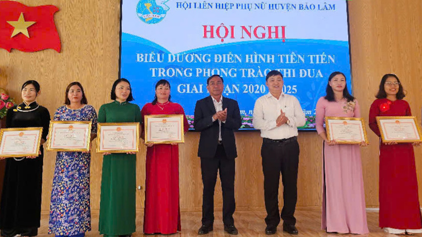 Bảo Lâm: Biểu dương 7 tập thể và 8 cá nhân phụ nữ điển hình tiên tiến giai đoạn 2020 - 2025