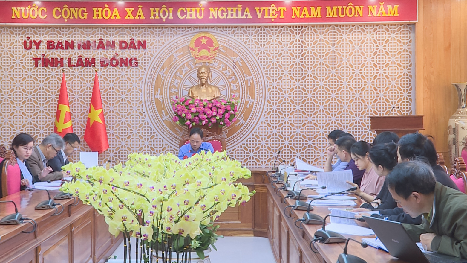 Chủ tịch UBND tỉnh Lâm Đồng làm việc về triển khai các hoạt động thích ứng với quy định không gây mất rừng