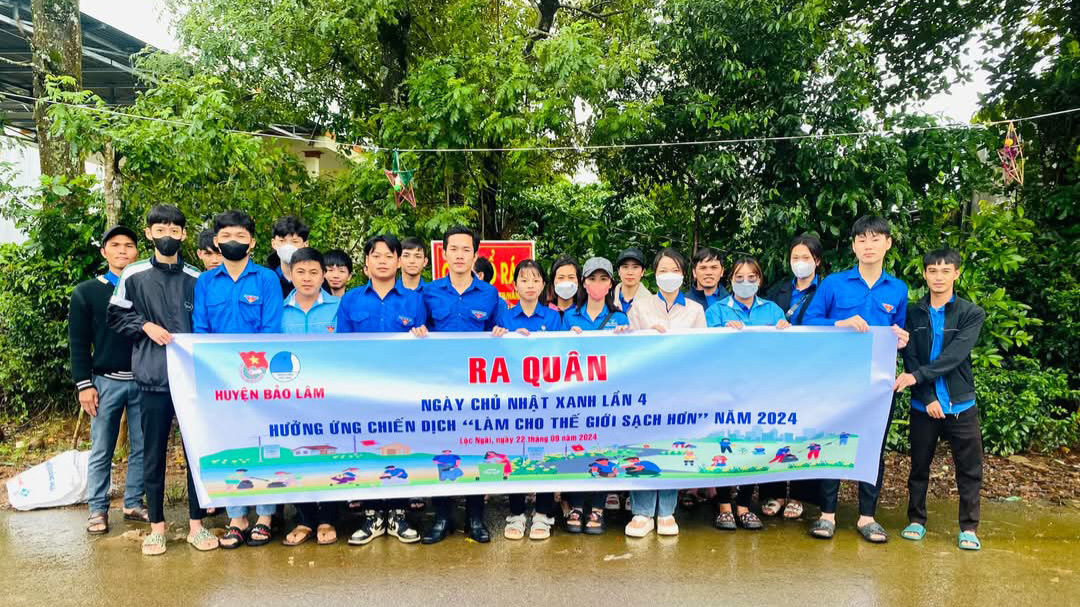 Sắc xanh tình nguyện góp sức xây dựng quê hương