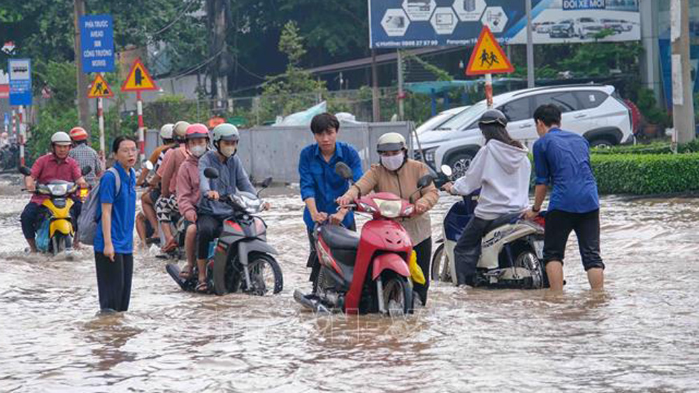 Thời tiết ngày 2/4: Bắc Bộ trời hửng nắng, Nam Bộ tiếp tục có mưa dông
