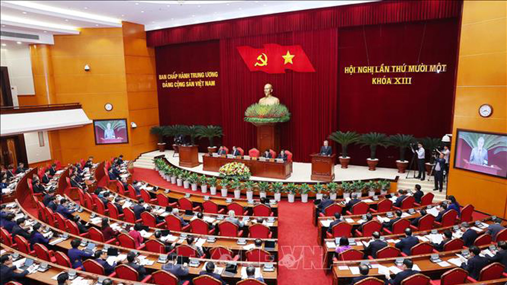 Thông cáo báo chí về ngày làm việc thứ nhất của Hội nghị Trung ương 11, khóa XIII