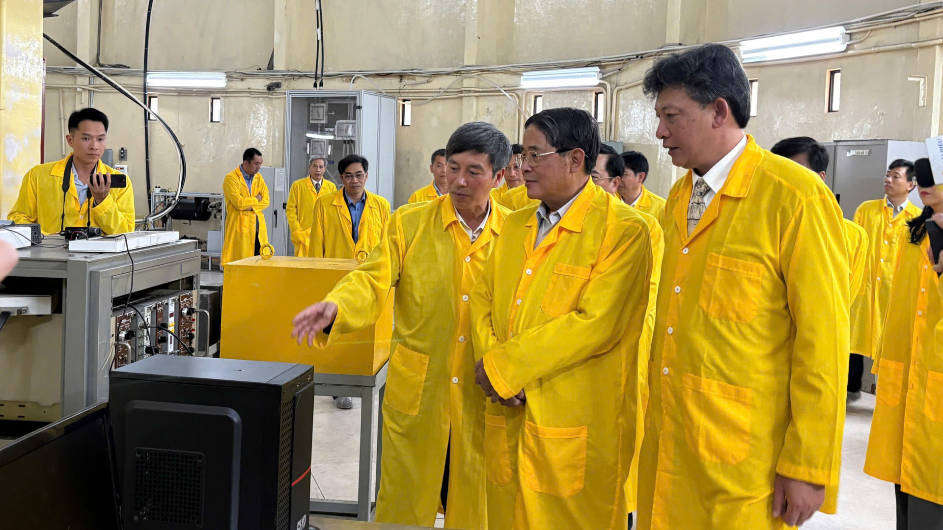 Phó Chủ tịch Quốc hội Nguyễn Đức Hải làm việc với Viện Nghiên cứu Hạt nhân về đột phá phát triển khoa học công nghệ