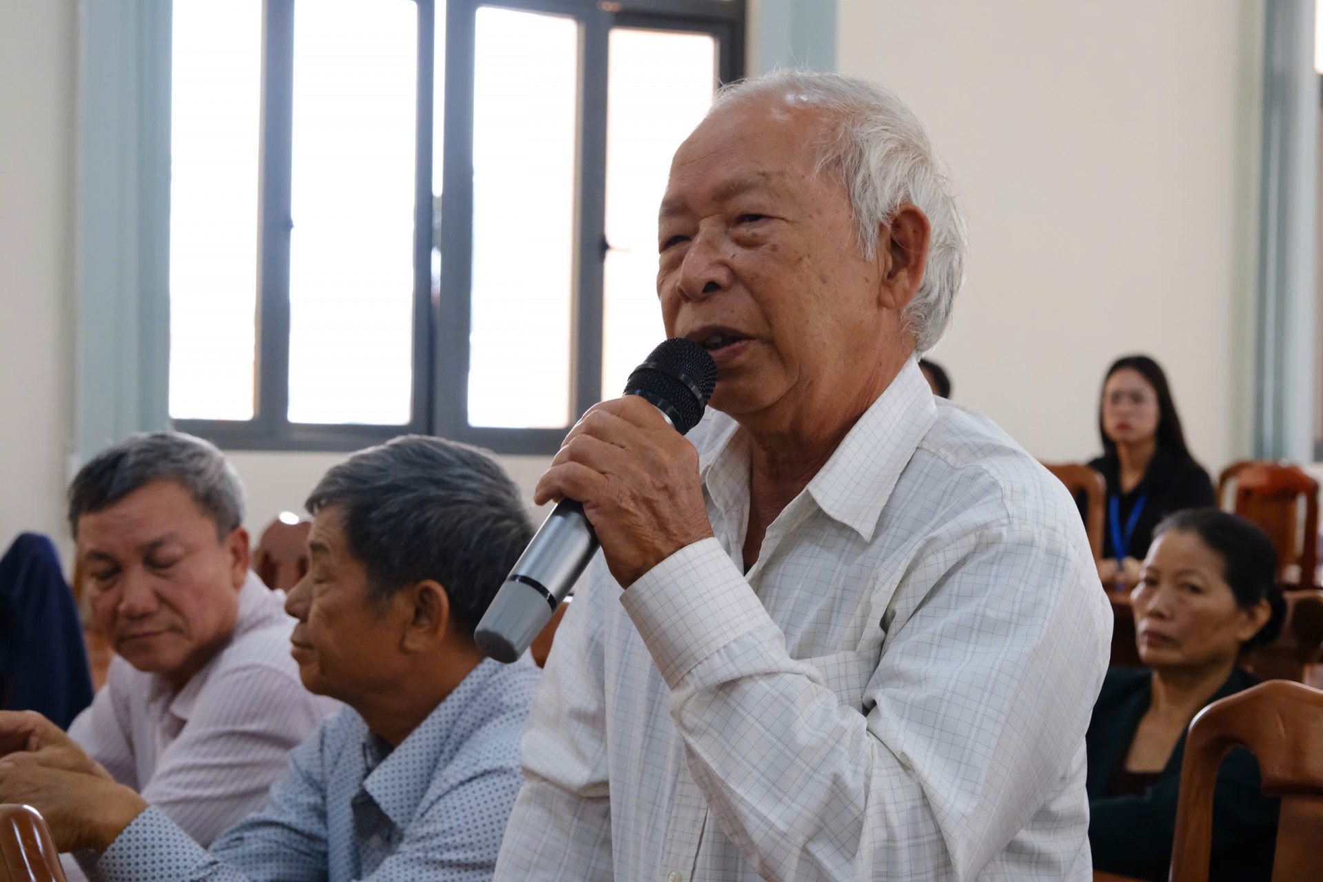 Cử tri Di Linh gửi nhiều tâm tư, nguyện vọng đến Đại biểu Quốc hội