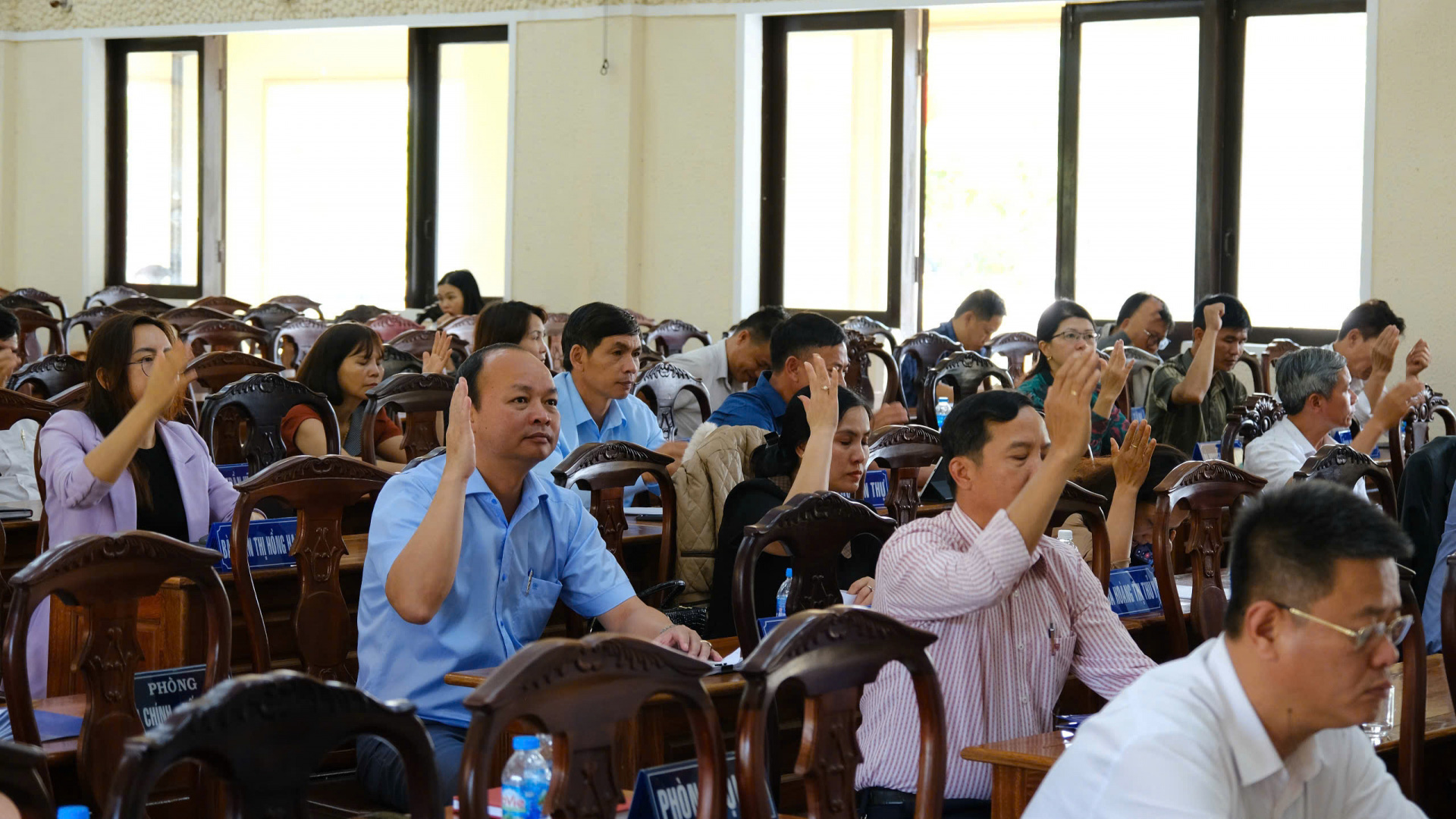 Kỳ họp lần thứ 22 HĐND huyện Lâm Hà khóa VII thông qua 11 nghị quyết