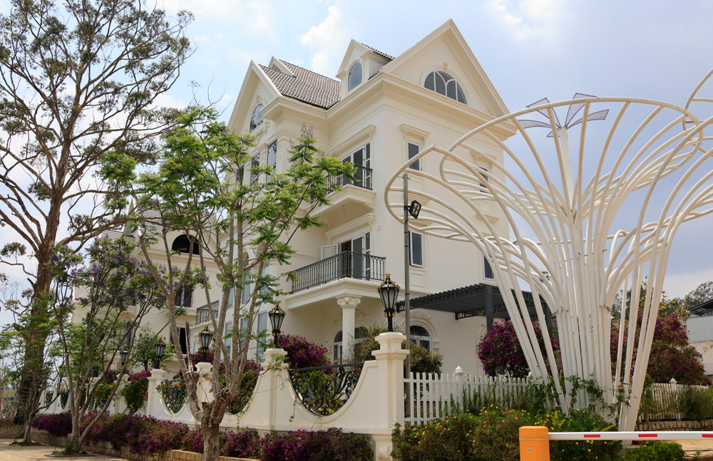 Xây dựng công trình không có giấy phép và thiết kế được duyệt, bị phạt 130 triệu đồng