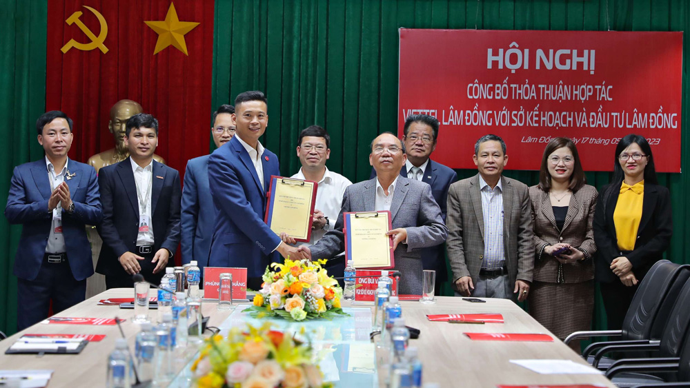 Thí điểm đăng ký doanh nghiệp qua mạng tại các cửa hàng Viettel trên địa bàn tỉnh