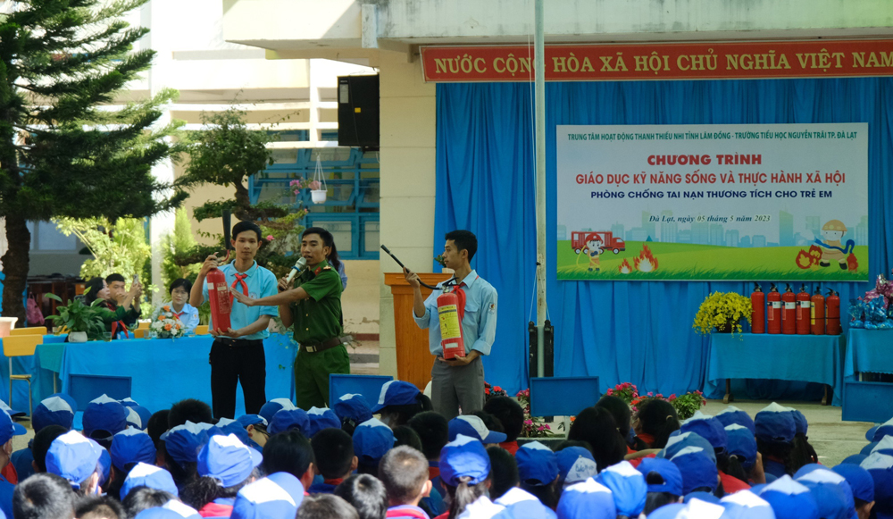 Đà Lạt: Gần 1.500 học sinh tham gia chương trình trang bị kỹ năng phòng chống tai nạn thương tích