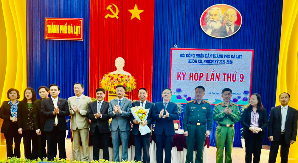 Đồng chí Đặng Quang Tú được bầu giữ chức danh Chủ tịch UBND TP Đà Lạt